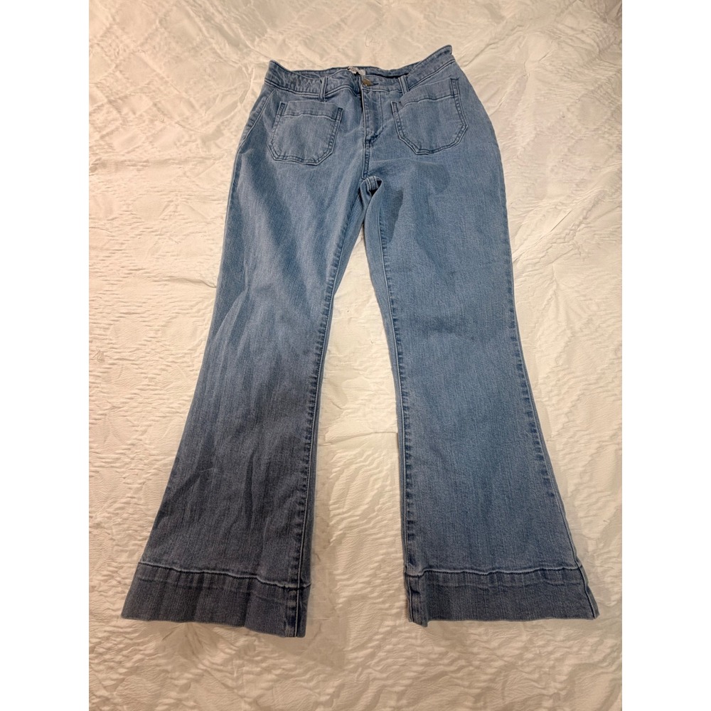 H Halston Womens Light Wash Flare Leg Denim Jeans Front Patch Pockets Size 8